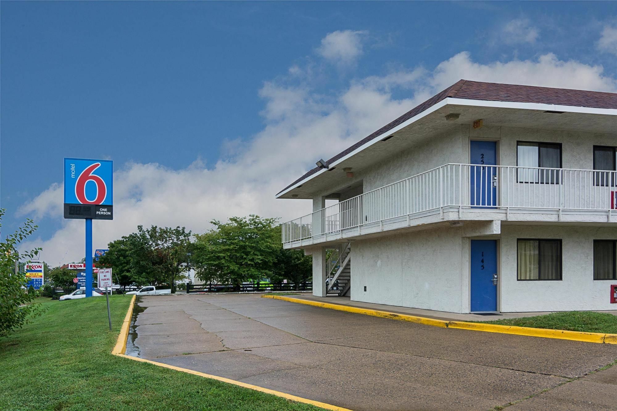 Motel 6 Fredericksburg, Va - North Exterior foto
